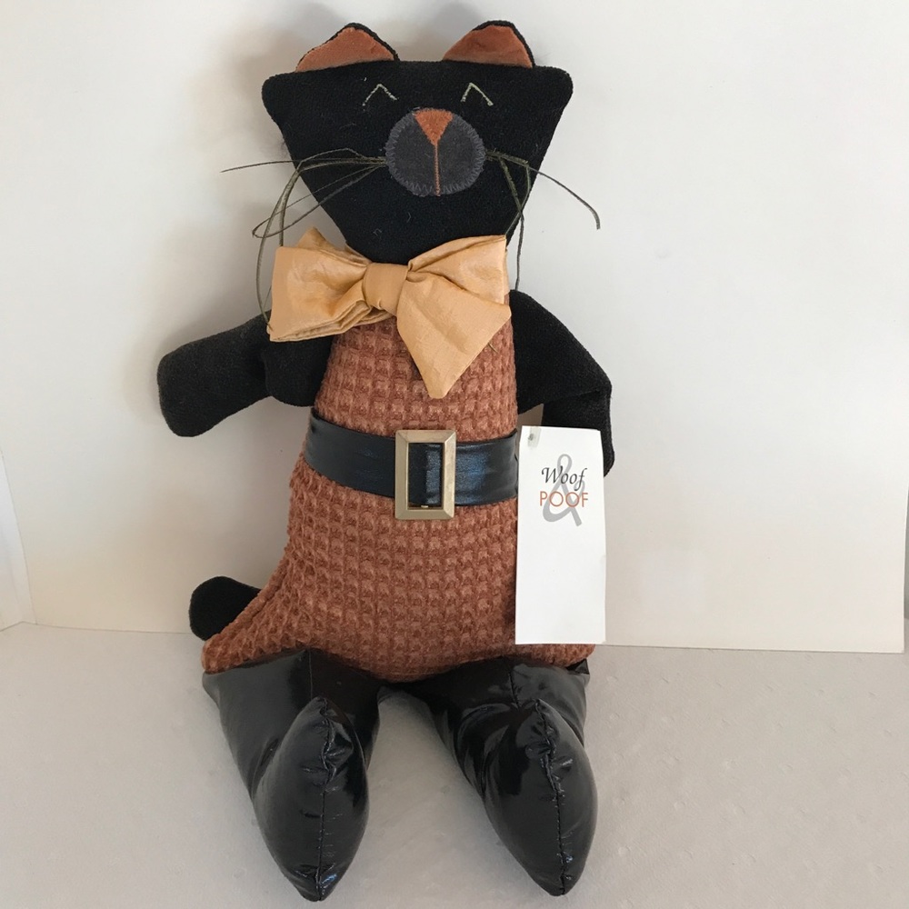Woof Poof Black Cat